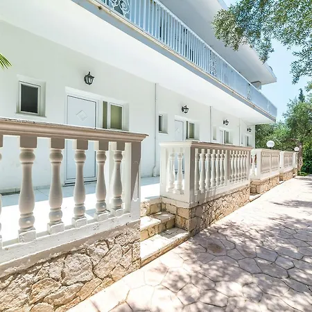 Aparthotel Ruassi