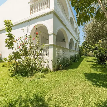 Aparthotel Ruassi Amoudi